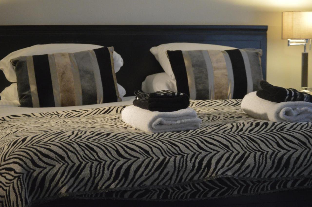 Townhouse Rooms Truro Buitenkant foto